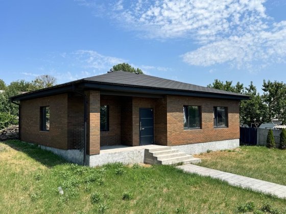 Дом продам від власника новобудова 10 соток Ивана Мазепы