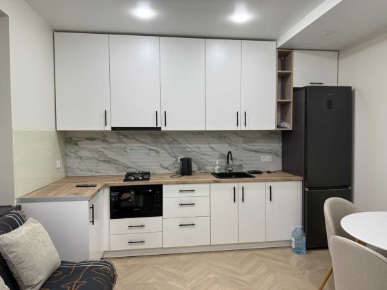 Оренда 3 кімнатної квартири довгостроково Берегово