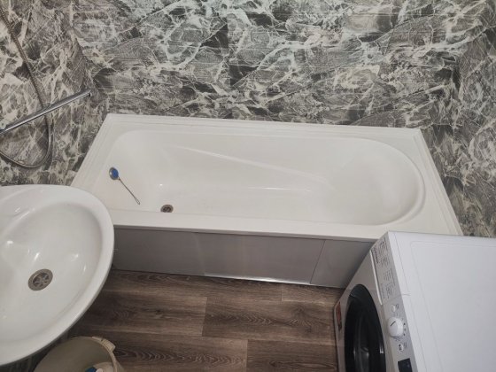 Здам 3-кмн квартиру л.б. Кам'янське