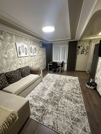 Сдам 3к. квартиру в центре - фото 1