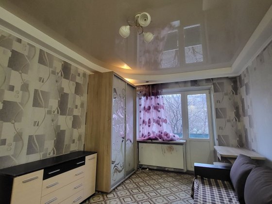 Сдам 1 к,р-н Черёмушки. Каменское