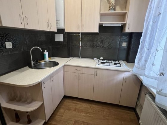 Сдается 2-комнатная квартира в центре города с газовым АО Кам'янське