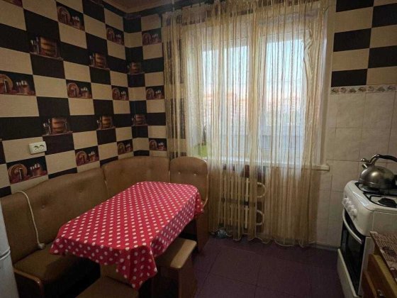 Сдам в аренду 1 комнатную крупногабаритную на ЛЕВОМ Vlad Кам'янське