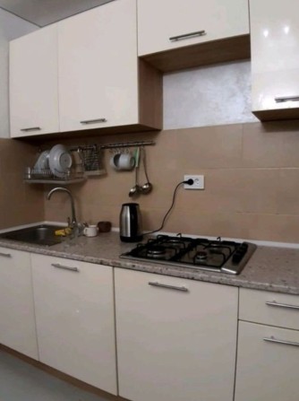Сдам 2-1к комнатную кв-ру 8500 Командировка - фото 1