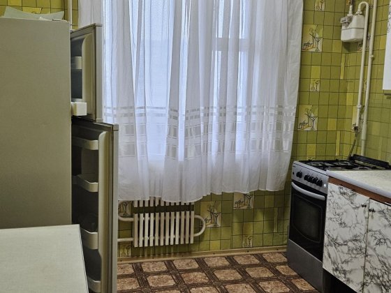 Здам однокімнатну квартиру на Лівому березі,4мкр Кам'янське