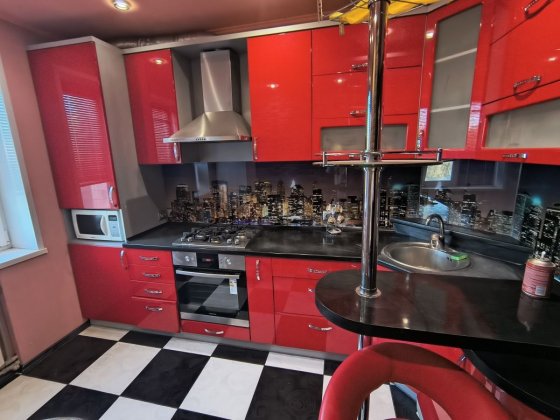 Оренда 3-кімнатну квартиру АГО 10 мкрн Каменское