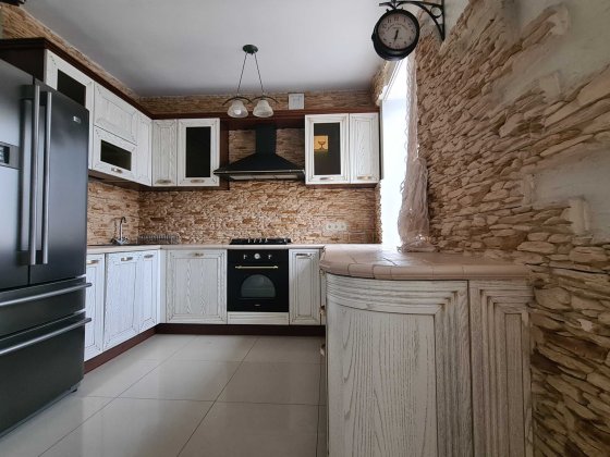 Унікальна 3-рівнева 3к квартира, Вишгород, Центр, 20 хв до Києва Вышгород