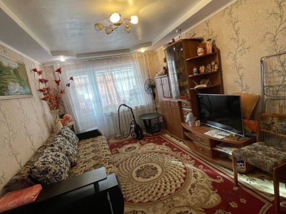 Сдается 2к квартиира по Козацкой 44