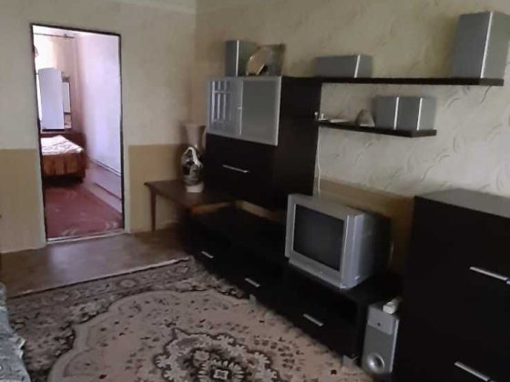 Сдам 4-х кімнатну квартиру в оренду