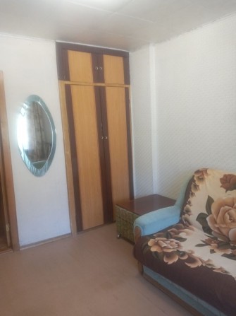 Сдам молосемейку на длительно без выселения на лето ул 1 мая дом 11 . - фото 1