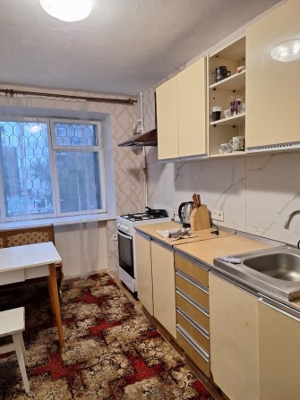 Сдам 3кв в центре (1год и более) - фото 1