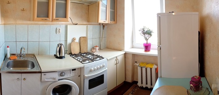 Сдам долгосрочно 1 комнатную гостинку - фото 1