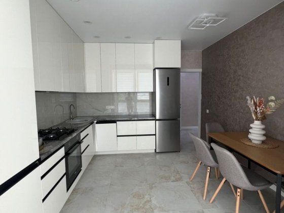 1 кім квартира перша здача новобудова у центрі міста