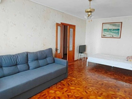 Сдается 1 ком Длительно! Без выселения на лето! Черноморск