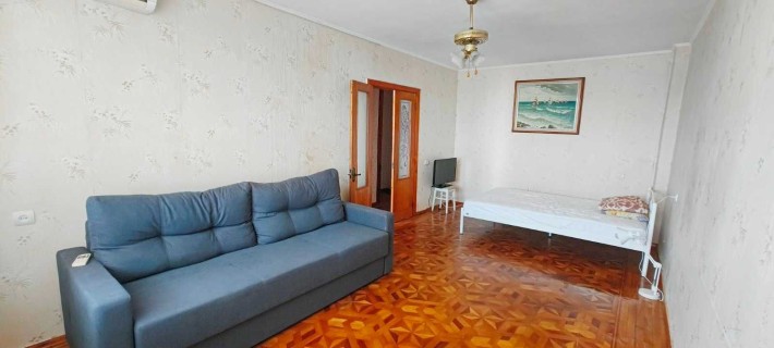 Сдается 1 ком Длительно! Без выселения на лето! - фото 1