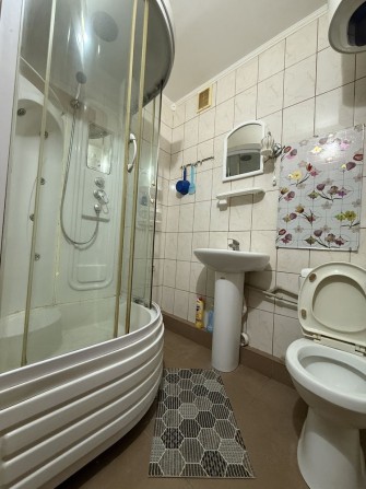 Здам на рік і більше однокімнатну квартиру в місті Чорноморську. - фото 1