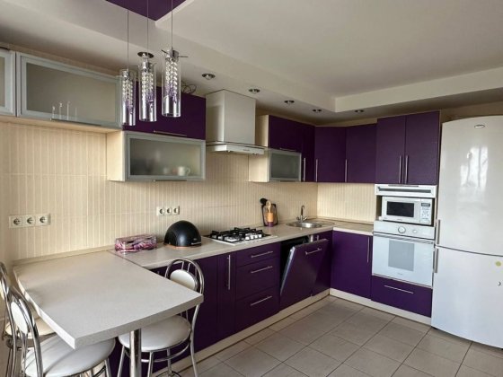 Здам 3-кімнатну квартиру Каменец-Подольский