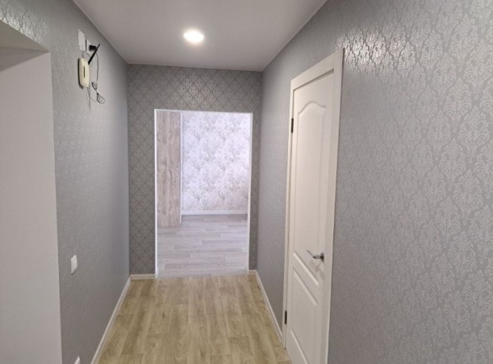 Здається  2 кімнатна квартира . - фото 1