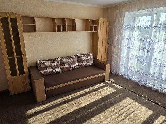 Здам світлу, охайну 1- кімнатну квартиру, на довготривалий термін! Каменец-Подольский