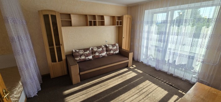 Здам світлу, охайну 1- кімнатну квартиру, на довготривалий термін! - фото 1