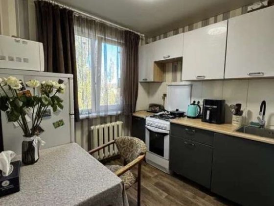 Продаж 2-к квартири вул.Мрії 17 Київ