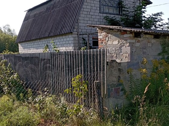 Продам земельну ділянку з дачним будинком Житомир