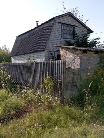 Продам земельну ділянку з дачним будинком - фото 1