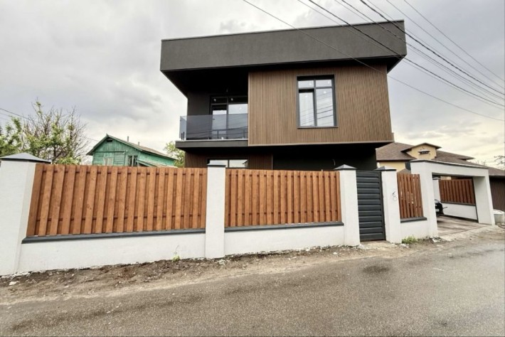 Осокорки, 500 м від метро! Продаж нового будинку! - фото 1