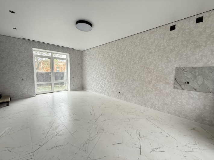 Продам таунхаус з ремонтом - фото 1