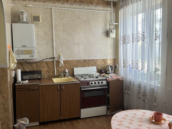 Здам 2кв польські фільварки  помісячно Каменец-Подольский