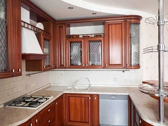 Сдам до лета большую квартиру в Аббо (студия и 2 спальни) Черноморск