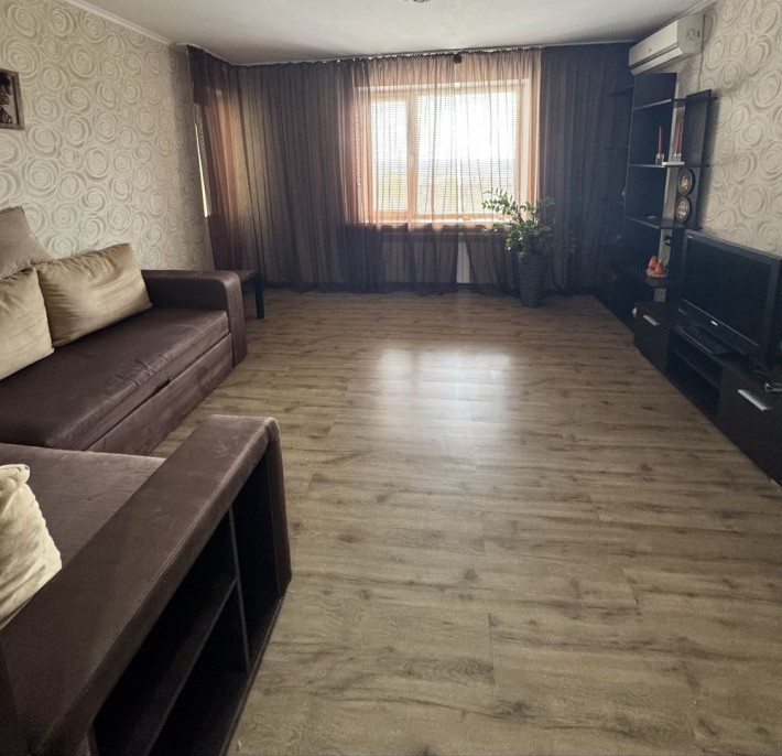 Оренда 2 кімнатноі квартири в центрі міста - фото 1