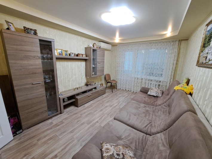 Аренда 1 ком.кв.ул.Нади Курченко 13 р-н Даманский - фото 1