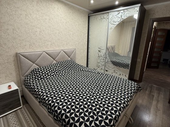 Трикімнатна квартира в центрі міста Краматорськ Краматорск