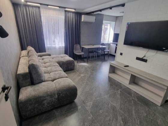 Здам 2 кімнатну квартиру  в центрі міста. Ніжин