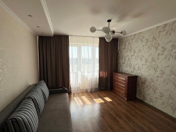 Оренда з 1 листопада! Затишна,сонячна,1-кімнатна квартира. Нововолинськ