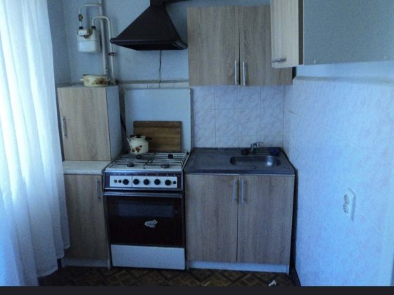 Здається однокімнатна квартира поруч центр. Мукачево