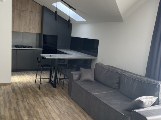 Здається 3-х кімнатна квартира в новобудові. Мукачево