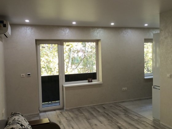 На довготривалий термін здається однокімнатна квартира з новим ремонто Мукачево