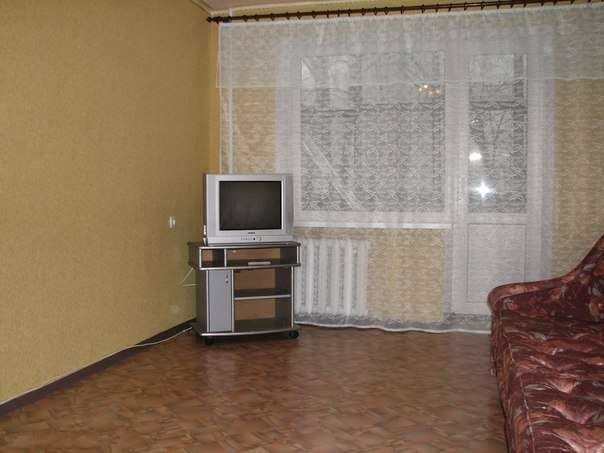 Здам 2-х кім квартиру, без КОМІСІІ, З бойлером. р-н. Автошкола - фото 1