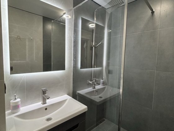 Сучасна стильна квартира в ідеальному стані Сміла