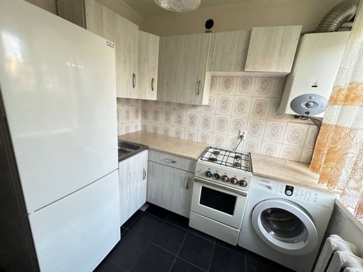 Здається в оренду 2 кімнатна квартира - фото 1