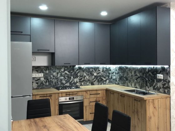 Здається в оренду 2 - кімнатна квартира СТУДІЯ вул. Пушкіна Умань