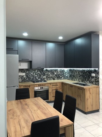 Здається в оренду 2 - кімнатна квартира СТУДІЯ вул. Пушкіна - фото 1