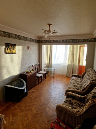 Сдам 3 комнатную квартиру - фото 1