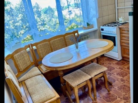Здам 2кім. квартиру надовгий термін(2.3місяця)) Трускавец