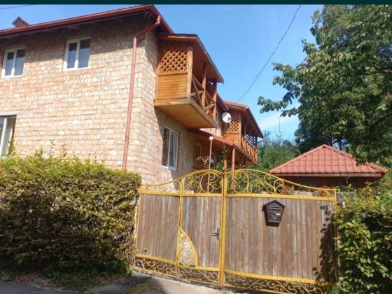 Здам 1 кімнатну квартиру (немає інтернету) по вул.Крушельницької 5 Трускавец