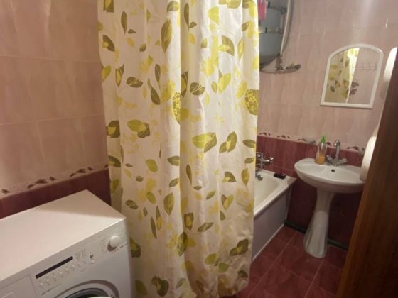 Здається 3 кім квартира студія Умань