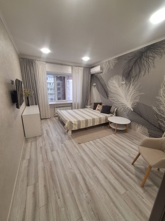 Оренда 1 кімнатної квартири в новобудові - фото 1