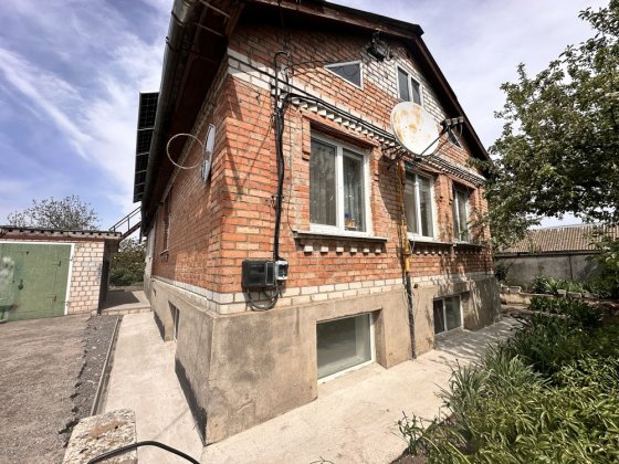 Продаж просторого будинку у місті Вінниця. Винница